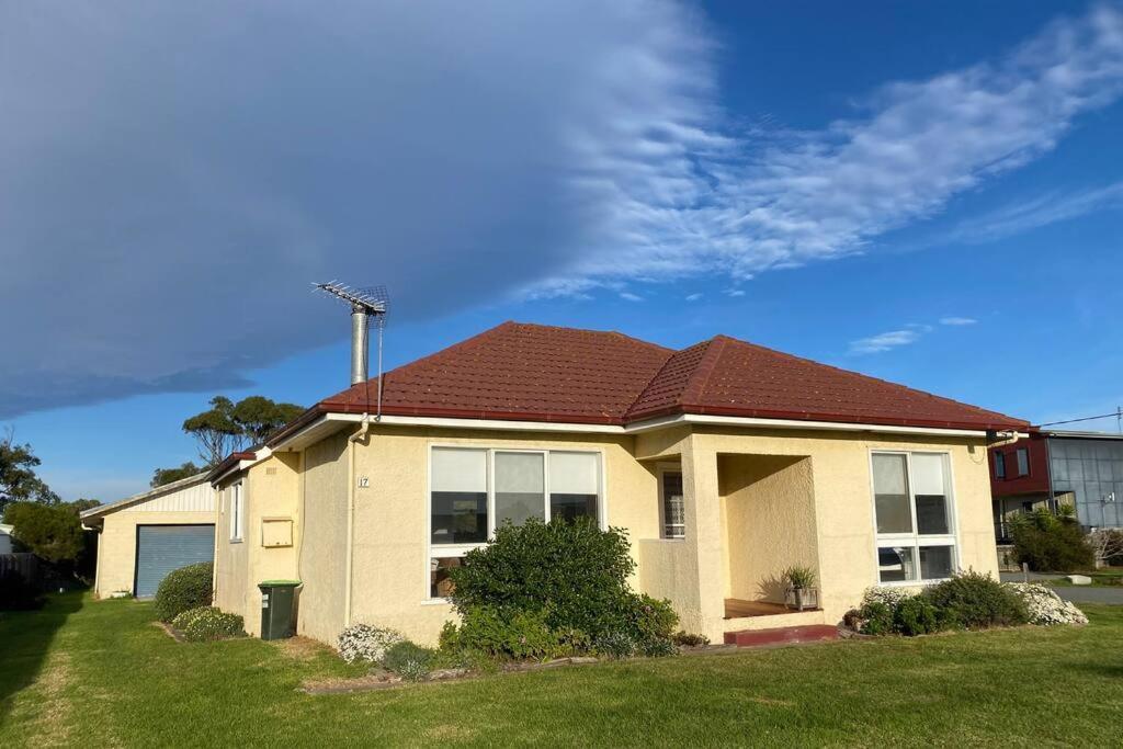 Windspray Cottage Порт Албърт Екстериор снимка